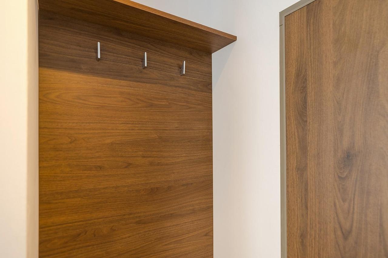 Apartament Kasprzaka 29 - Bezplatny Parking - Free Parking - Piekny Widok Na Centrum Miasta - Duzy Balkon - Smart Tv 55 Cali - Wifi - Better Warszawa
